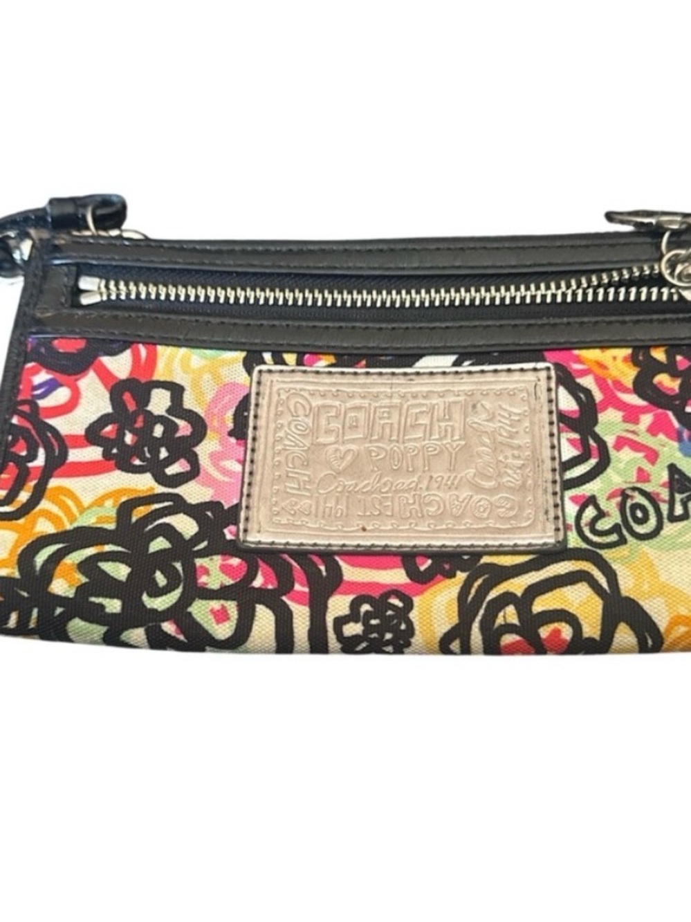 Coach Poppy Graffiti Print Wristlet | Clutch EUC